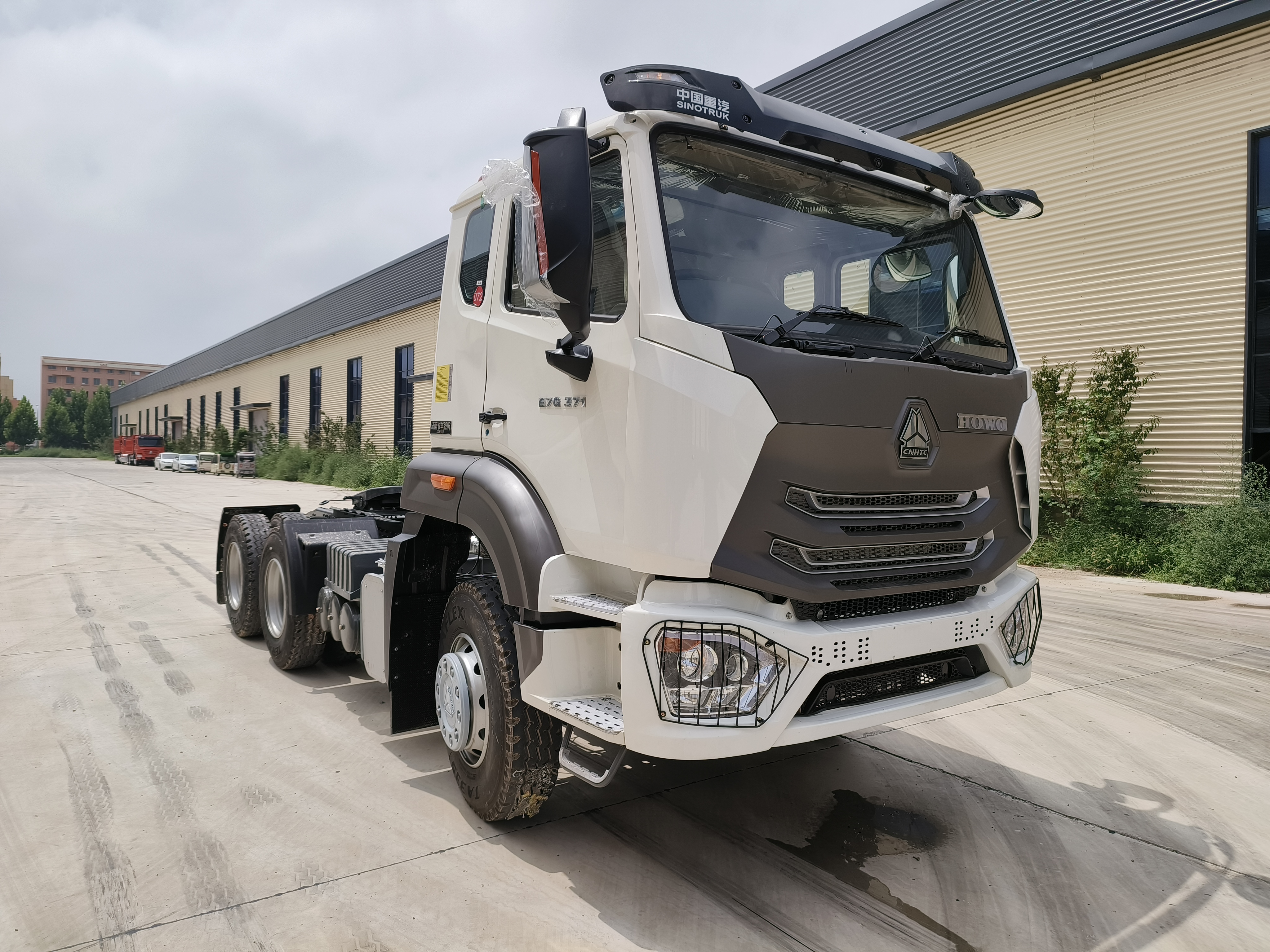 HOHAN TRUCK TRACTOR Euro II 380HP
